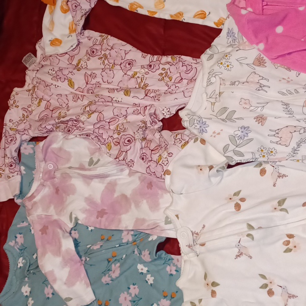 Large long sleeve sleeper set 1-3/3 months